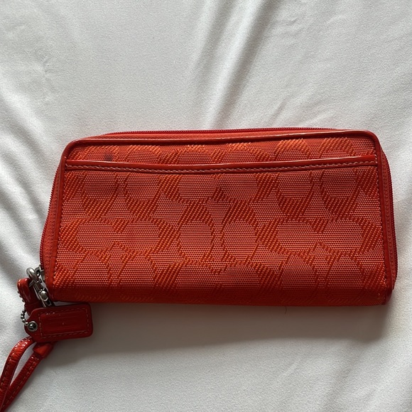 Coach Diaper Bag with changing pad and Coach wallet - Picture 10 of 11